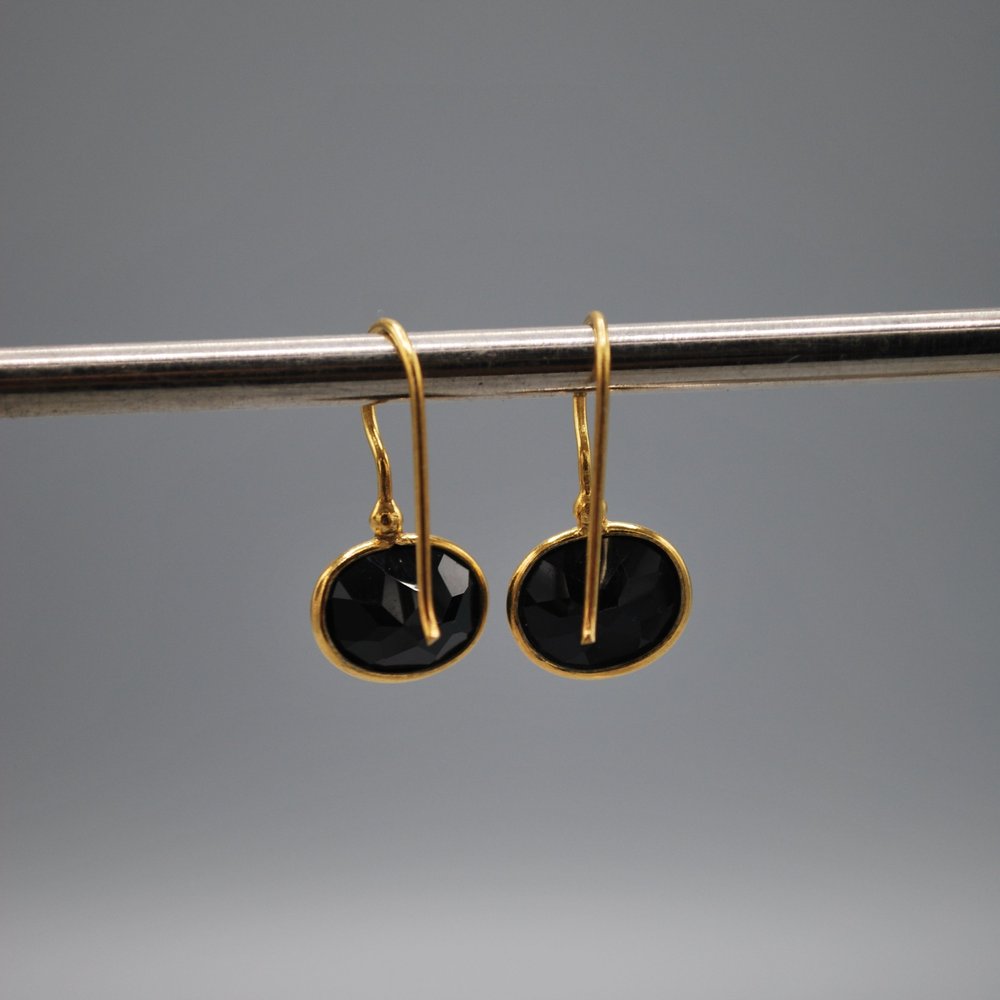 Mini oval drop earrings - black onyx