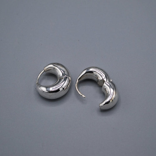 Silver cashew earrings (large)