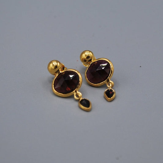 Gold stud, oval gem tiny teardrop - garnet