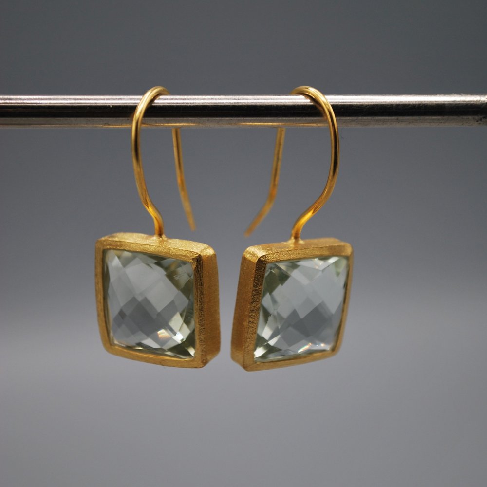 Square gem - citrine