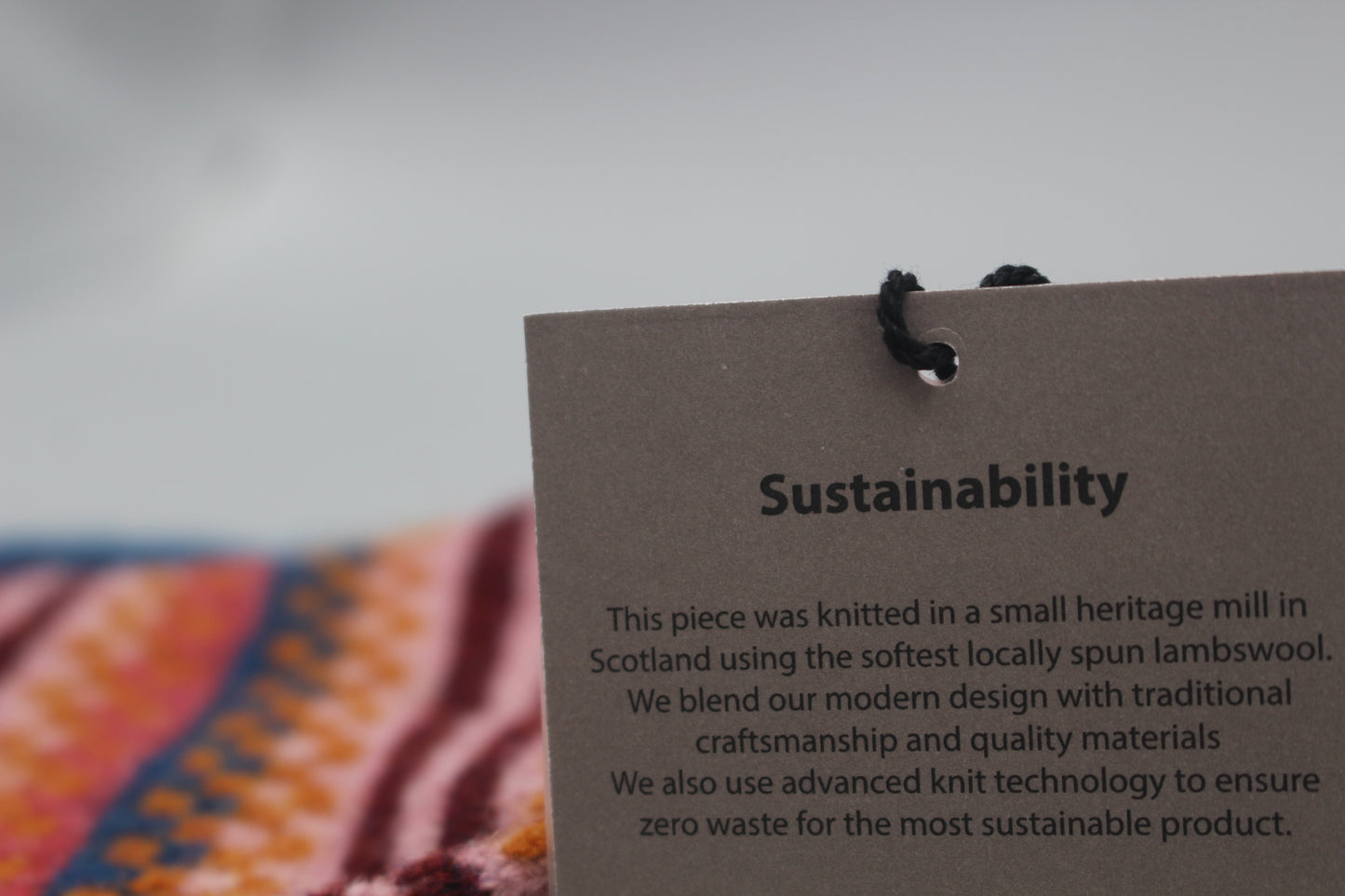 Patterned gloves - Autumn berry