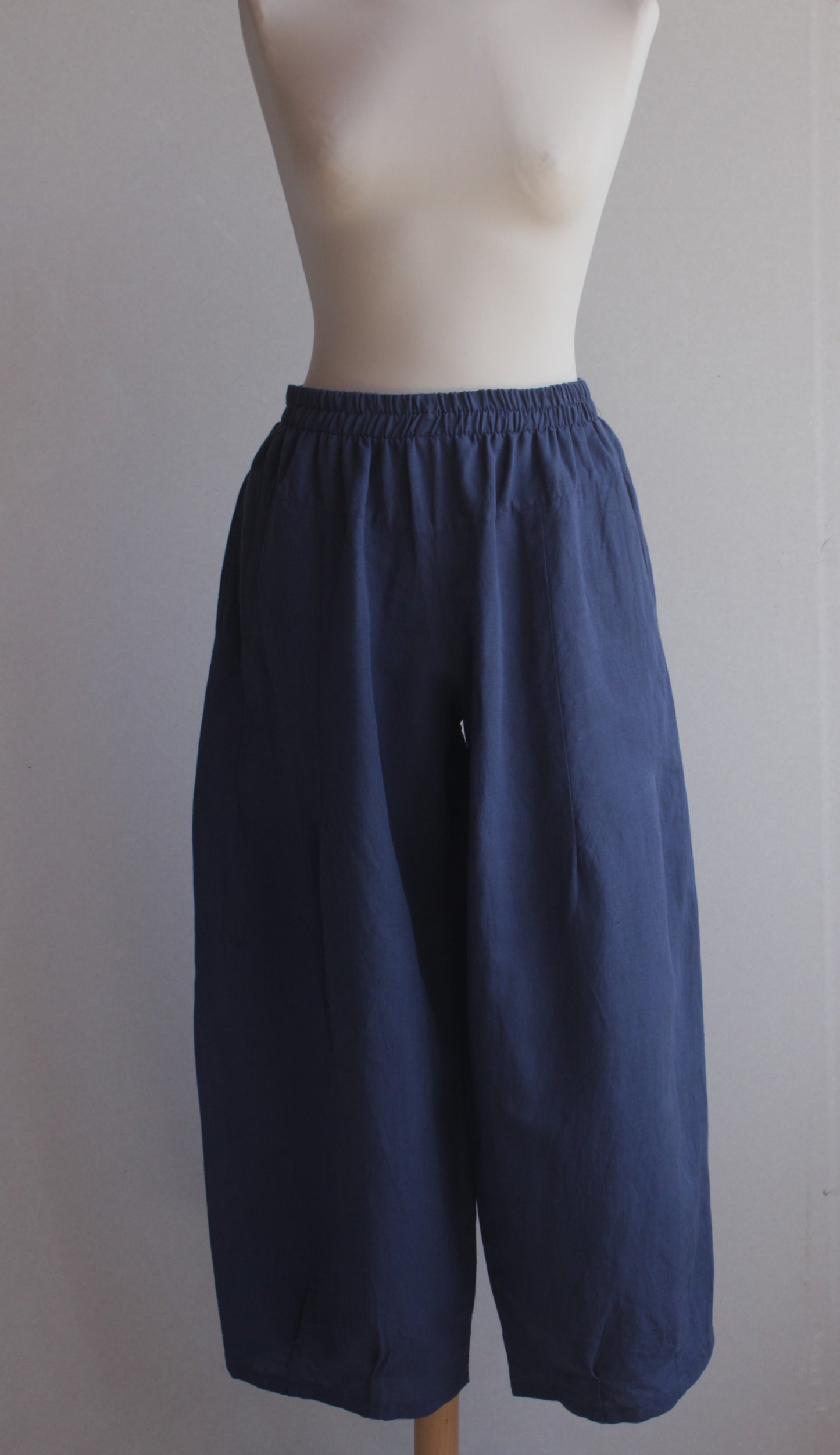Treaty trousers - navy