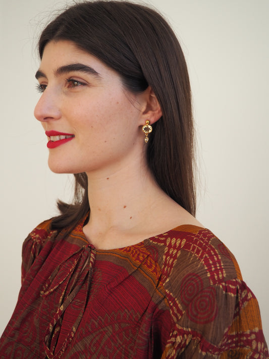 Gold stud, oval gem tiny teardrop - citrine