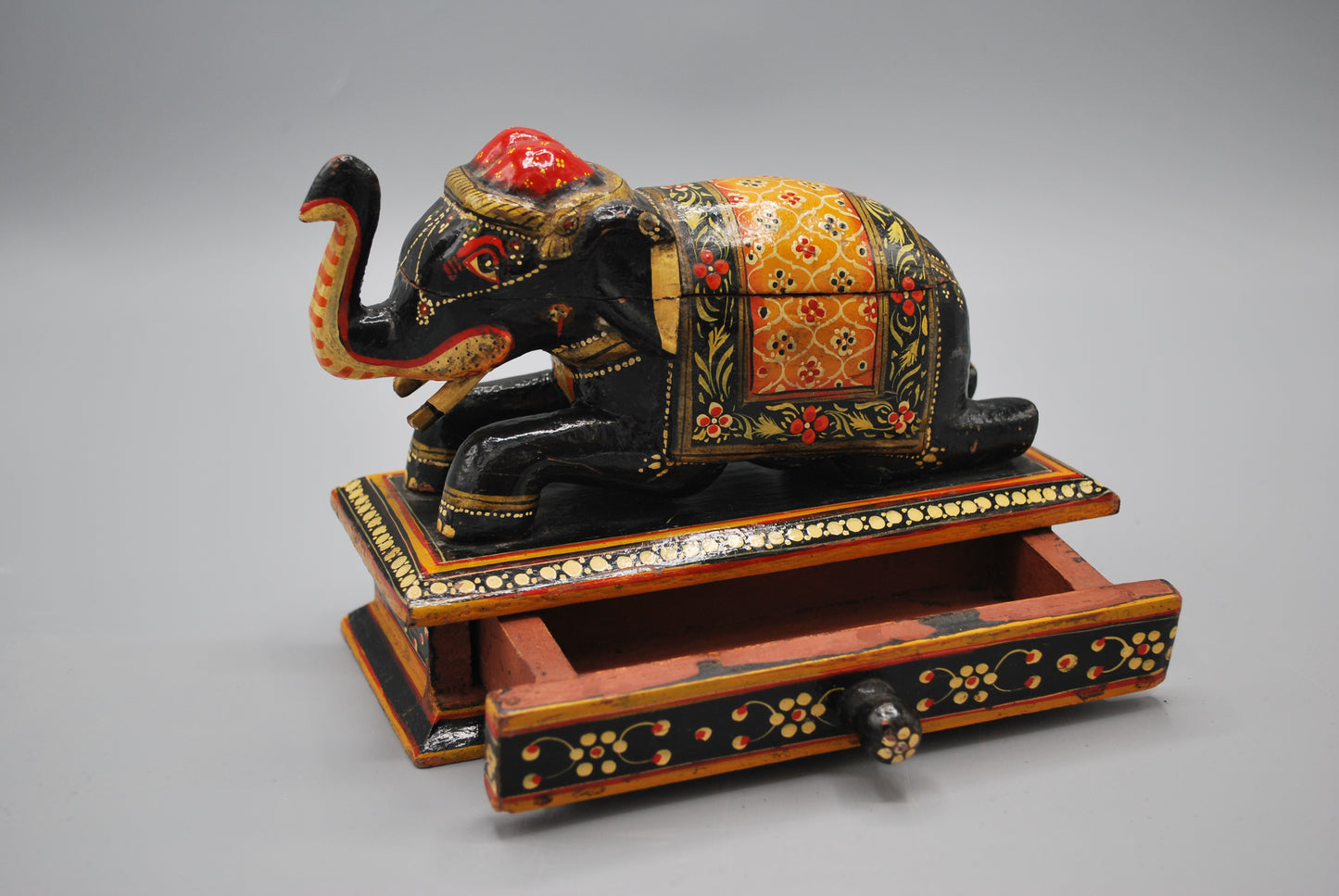 Elephant stash box
