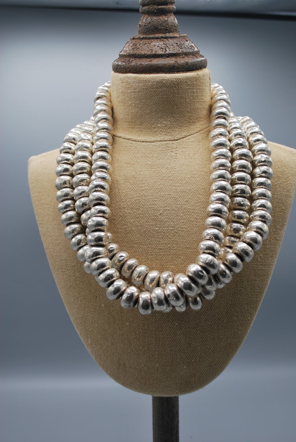 Silver temple bead necklace