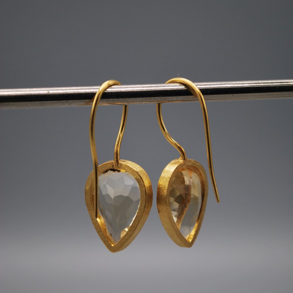 Pear drop gem earrings - citrine