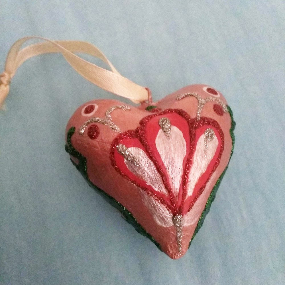Ukrainian hand painted heart decoration