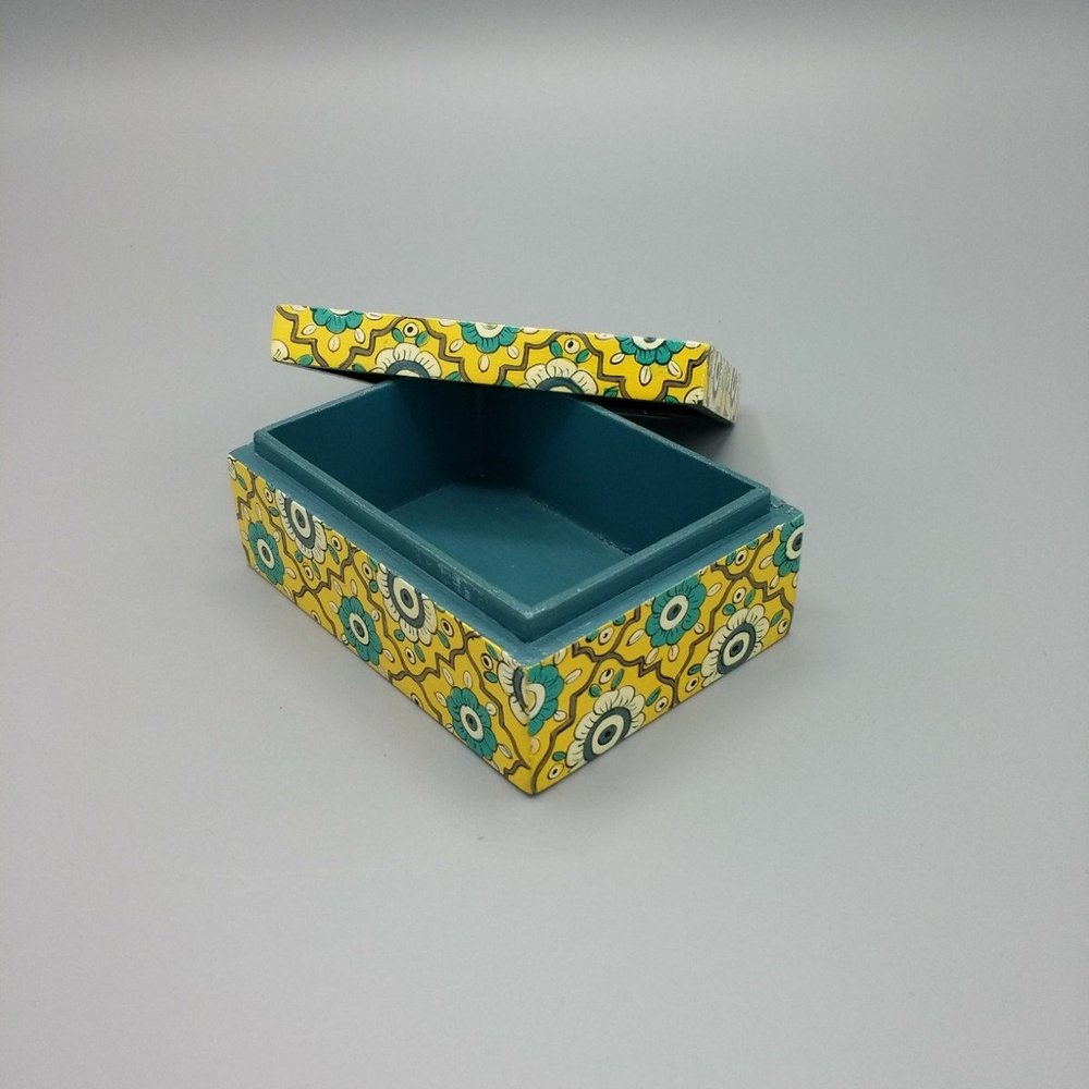 Wooden trinket box - yellow