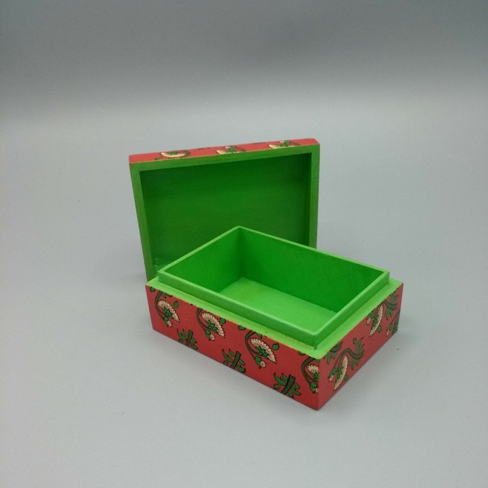 Wooden trinket box - red