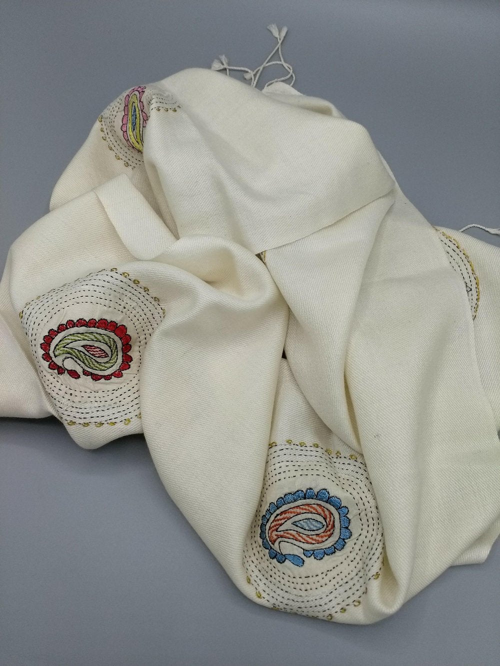 Kashmiri wool embroidered scarf from Bangladesh Project