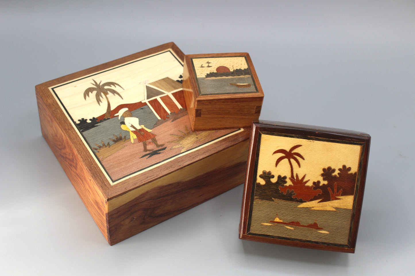 Secret boxes from Madagascar (large)