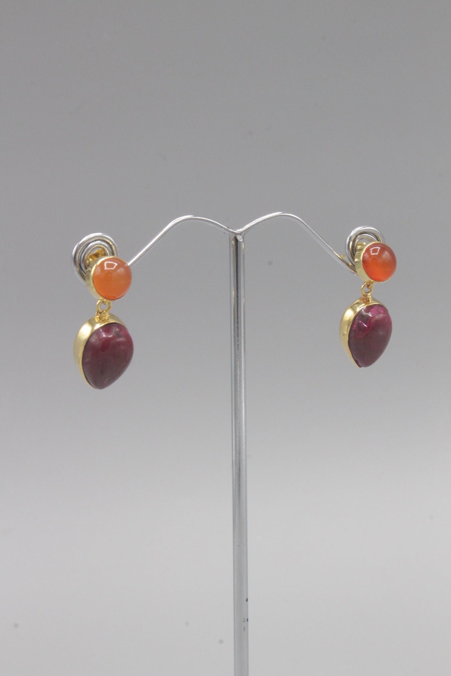 Orange carnelion and ruby gold drop earrings