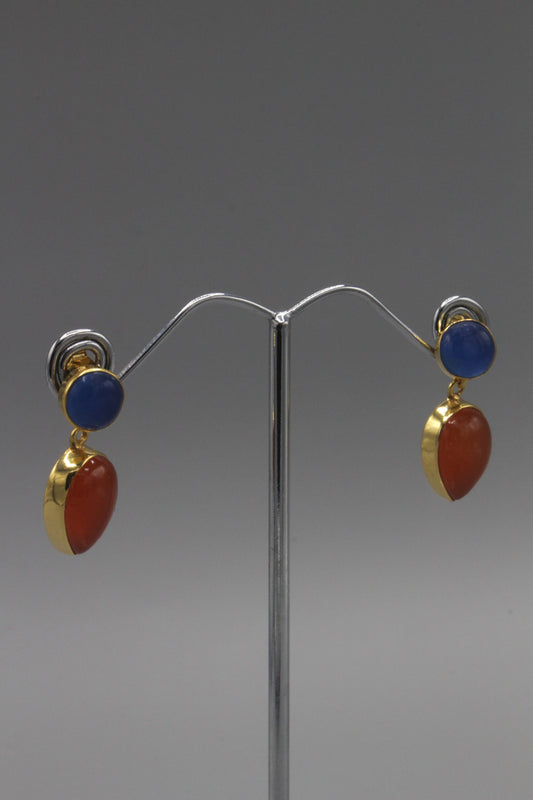 Dark blue chalcedony and carnain gold drop earrings