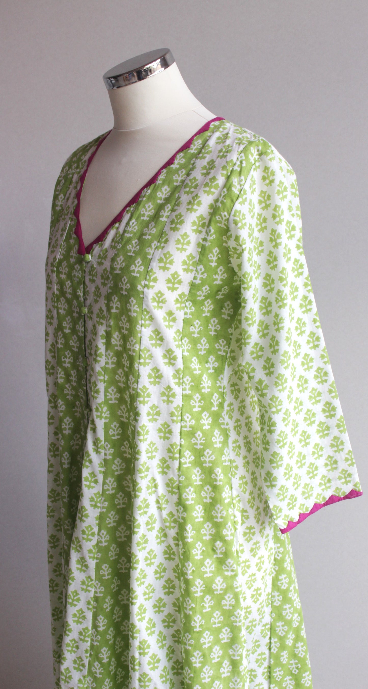 16 panel block print dress - parrot green