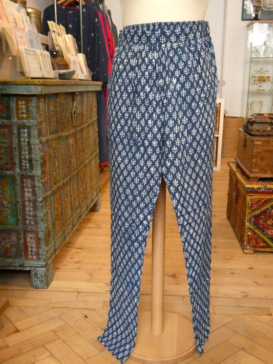 Cotton tapered trousers